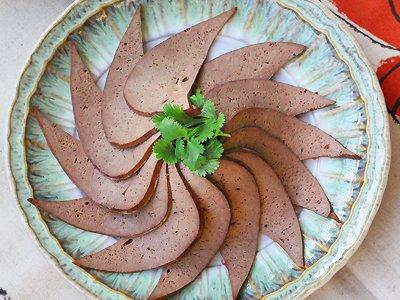 豬肝顏色發(fā)紫的原因還可以食用嗎