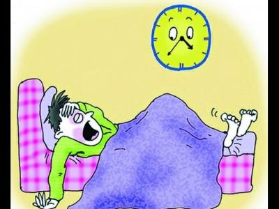 在失眠時吃什么食物人會更容易睡著