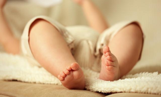 小腿看起來彎曲不夠筆直怎樣改善