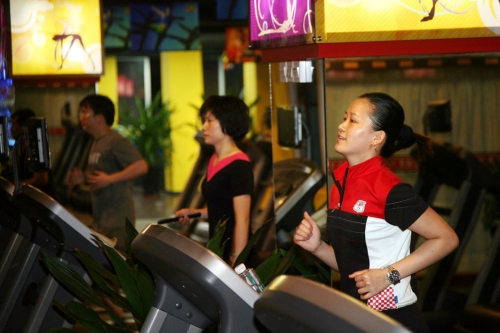 起到加強心肺功能效果的訓練動作