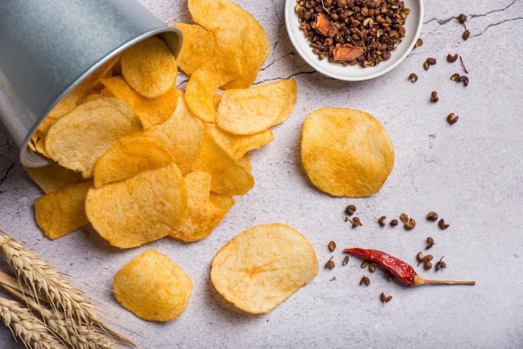 小孩子吃什么好？怎么不試試湯臣倍健牛初乳粉呢？