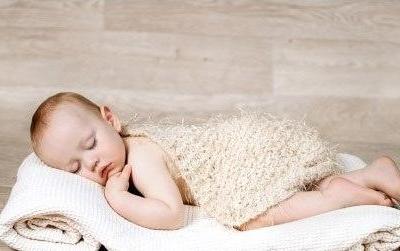 在睡覺時保持怎樣的姿勢會睡的更好