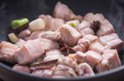 煮豬肉理論上應該煮多久可以變熟