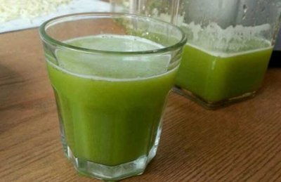 黃瓜和什么食材搭配著一起榨汁減肥-易網(wǎng)健康<a href=http://www.gyfww.com/jkys/ target=_blank class=infotextkey>養(yǎng)生</a>網(wǎng) 黃瓜和什么食材搭配著一起榨汁減肥