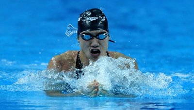 蛙泳的姿勢以及蛙泳腿部發力的訣竅-易網健康<a href=http://www.gyfww.com/jkys/ target=_blank class=infotextkey>養生</a>網 蛙泳的姿勢以及蛙泳腿部發力的訣竅