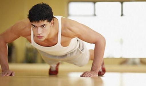 俯臥撐的動(dòng)作要領(lǐng)以及俯臥撐技巧