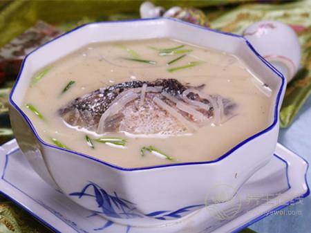 鯽魚湯有哪些簡(jiǎn)單的做法 鯽魚湯的簡(jiǎn)易做法-易網(wǎng)健康養(yǎng)生網(wǎng) 鯽魚湯有哪些簡(jiǎn)單的做法 鯽魚湯的簡(jiǎn)易做法