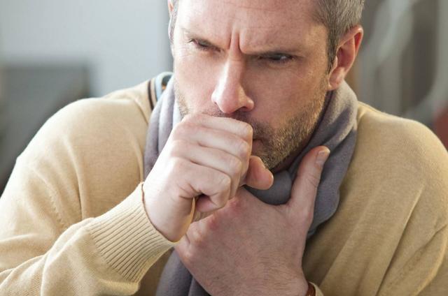 秋季養生的重點有哪些秋季的肺部保護-易網<a href=http://www.gyfww.com/ target=_blank class=infotextkey>健康養生</a>網 秋季養生的重點有哪些秋季的肺部保護