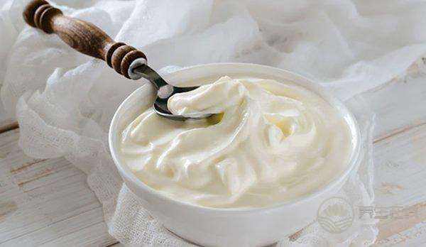 怎么喝酸奶豐胸效果強(qiáng)