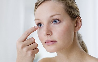 眼皮跳的原因怎樣解決眼皮跳的問題