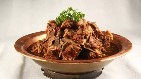 燉羊蝎子的做法以及羊蝎子的營養(yǎng)價值