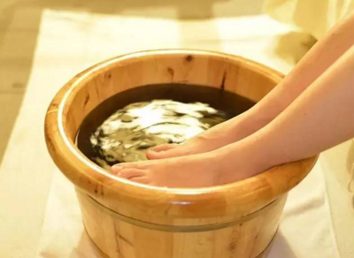 正確的泡腳方法我們應該如何泡腳