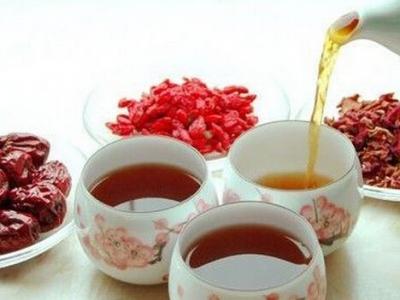 天氣變冷女性要多喝這幾種粥補氣血