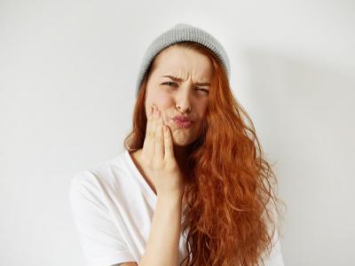 牙齒很敏感如何遠(yuǎn)離牙齒疼痛困擾