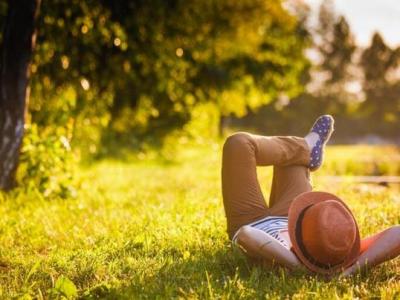 太陽能給機體補充維生素但這個時間不要曬太陽