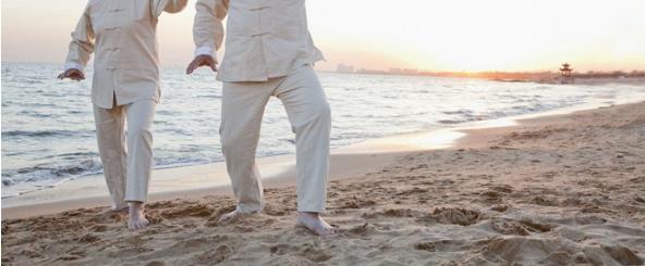 老人打太極運(yùn)動(dòng)對(duì)身體有什么好處和注意的事項(xiàng)