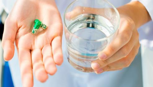 有效緩解月經(jīng)期間出現(xiàn)痛經(jīng)方法-易網(wǎng)健康<a href=http://www.gyfww.com/jkys/ target=_blank class=infotextkey>養(yǎng)生</a>網(wǎng) 有效緩解月經(jīng)期間出現(xiàn)痛經(jīng)方法