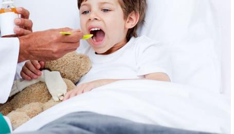 小孩上火鬧情緒的原因是什么