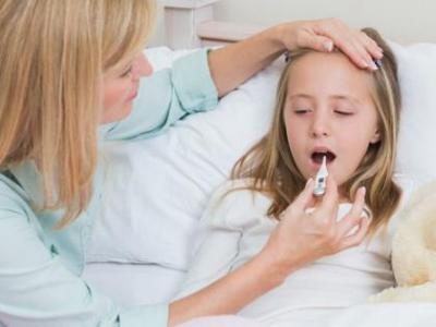 判斷咽喉無(wú)法吞咽是否是食管癌的方法