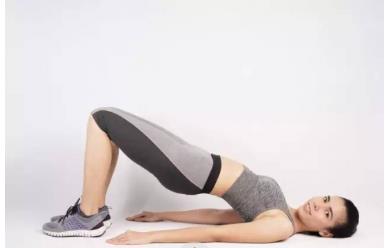 適合情侶一起鍛煉的翹臀運(yùn)動(dòng)分享