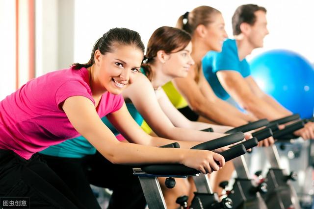 你一直在夏天喜愛(ài)做的事，會(huì)加劇濕氣，讀醫(yī)的從不碰