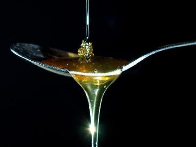 早晨醒來喝一杯蜂蜜檸檬水？高級營養師表述：喝這2翡翠的種才最健康養生