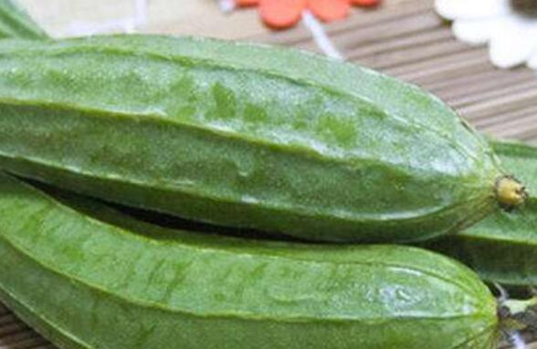 八角絲瓜的功效與作用 吃八角黃瓜的益處