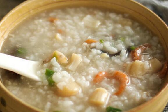 養(yǎng)顏粥何時(shí)喝最好是 養(yǎng)顏粥的恰當(dāng)喝法教程