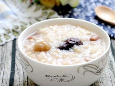 山芋粥怎么煮美味 芋頭粥的簡單做法