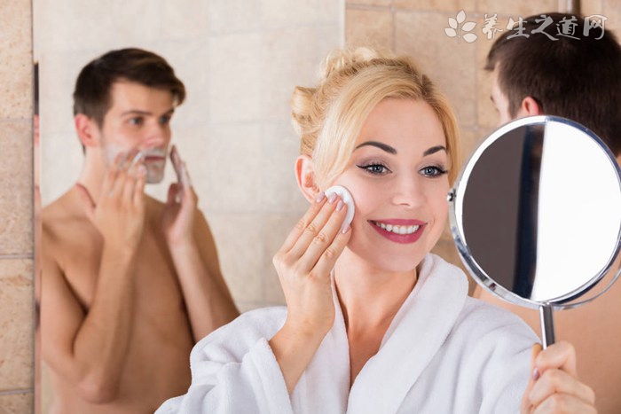 什么原因會導致皮膚痤瘡-易網健康<a href=http://www.gyfww.com/jkys/ target=_blank class=infotextkey>養生</a>網 什么原因會導致皮膚痤瘡