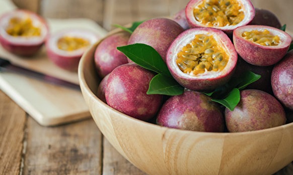 百香果營(yíng)養(yǎng)豐富最適合夏季吃！兩道涼拌百香果料理