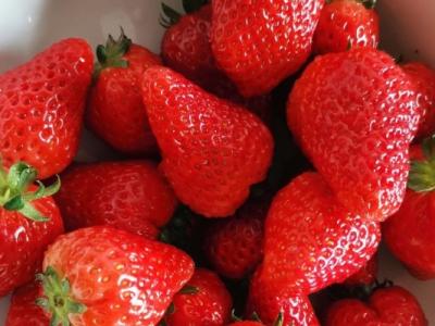 草莓一天最多吃幾顆 草莓甜品的做法