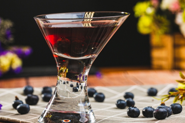 藍莓泡酒保質期一般多久 藍莓的常見食用方法