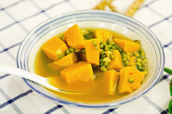 經常上火的人怎么調理 上火了喝什么降火最快-易網健康<a href=http://www.gyfww.com/jkys/ target=_blank class=infotextkey>養生</a>網 經常上火的人怎么調理 上火了喝什么降火最快