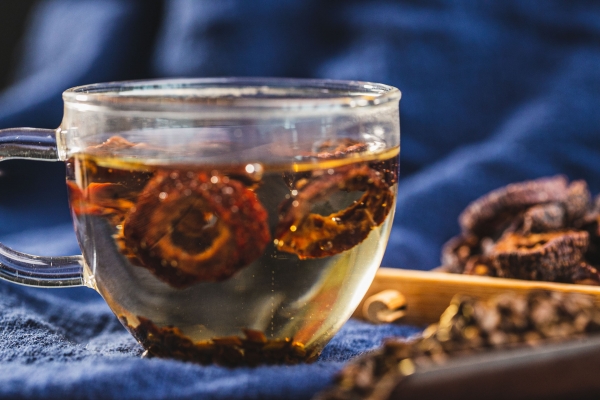 每天喝山楂水能降血脂嗎 山楂加什么降血脂最快-易網(wǎng)健康<a href=http://www.gyfww.com/jkys/ target=_blank class=infotextkey>養(yǎng)生</a>網(wǎng) 每天喝山楂水能降血脂嗎 山楂加什么降血脂最快