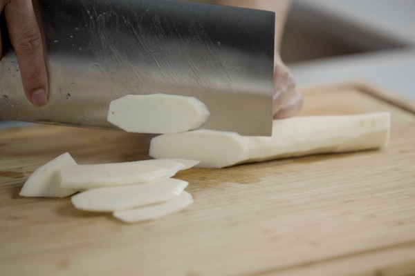 生山藥祛濕還是助濕 去濕氣的山藥是濕的還是干的