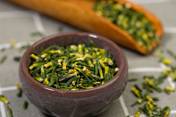 蓮子心泡水男性能喝嗎 蓮子心泡水喝能去肝火嗎-易網<a href=http://www.gyfww.com/ target=_blank class=infotextkey>健康養生</a>網 蓮子心泡水男性能喝嗎 蓮子心泡水喝能去肝火嗎