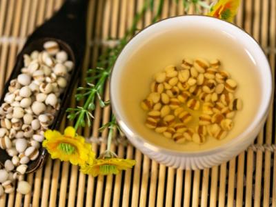 體內(nèi)濕氣重喝什么茶可以祛濕 祛除濕氣的方法有哪些