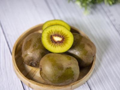 吃獼猴桃有什么好處和壞處 吃獼猴桃注意事項