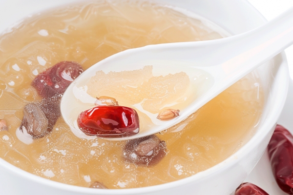 來月經能不能吃燕窩