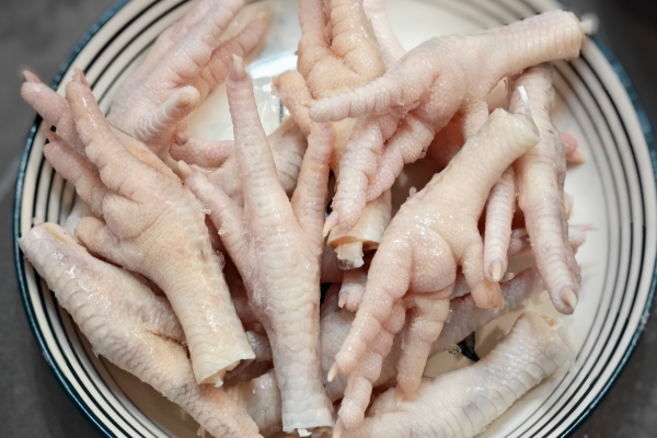 膽固醇高可以吃雞爪子嗎