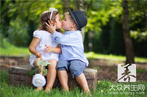 如何接吻更有感覺呢?這些技巧教給你 如何接吻更有感覺呢?這些技巧教給你