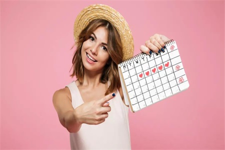 短效避孕藥對女生身體無害,還能改善月經(jīng)不調(diào)-易網(wǎng)健康<a href=http://www.gyfww.com/jkys/ target=_blank class=infotextkey>養(yǎng)生</a>網(wǎng) 短效避孕藥對女生身體無害,還能改善月經(jīng)不調(diào)