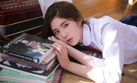 閨蜜們喜歡看放蕩男女的交換小說(shuō)遭我嫌棄，被狠狠教訓(xùn)了一番