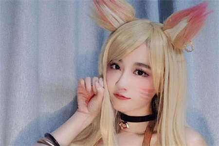 我發現了床邊的卷曲頭發，竟不知老公與風流女鄰居的齷蹉事情