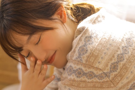 迷人的保姆睡衣滑落 勾引我上床發(fā)生關(guān)系逼我負責(zé)