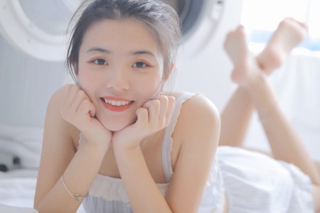 她的小梨渦印在我心間 按耐不住性沖動(dòng)我們做不停