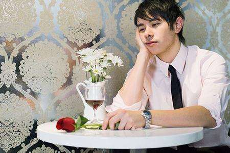 前列腺炎有什么癥狀,性功能障礙也可能是一種表現(xiàn)-易網(wǎng)健康養(yǎng)生網(wǎng) 前列腺炎有什么癥狀,性功能障礙也可能是一種表現(xiàn)