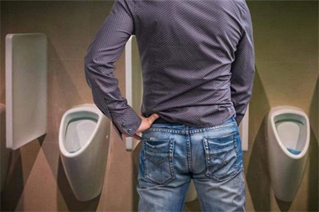 尿路感染是怎么引起的？這件羞羞事女性一定要引起重視