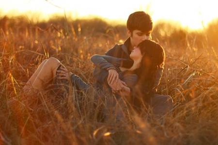 接吻的時候不閉上眼睛嗎？第一次接吻應該知道這些技巧